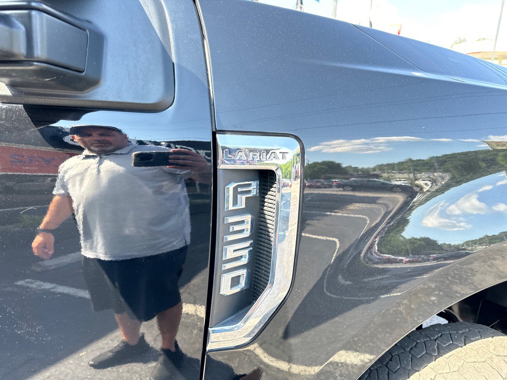 2017 Ford F-350 Image 9