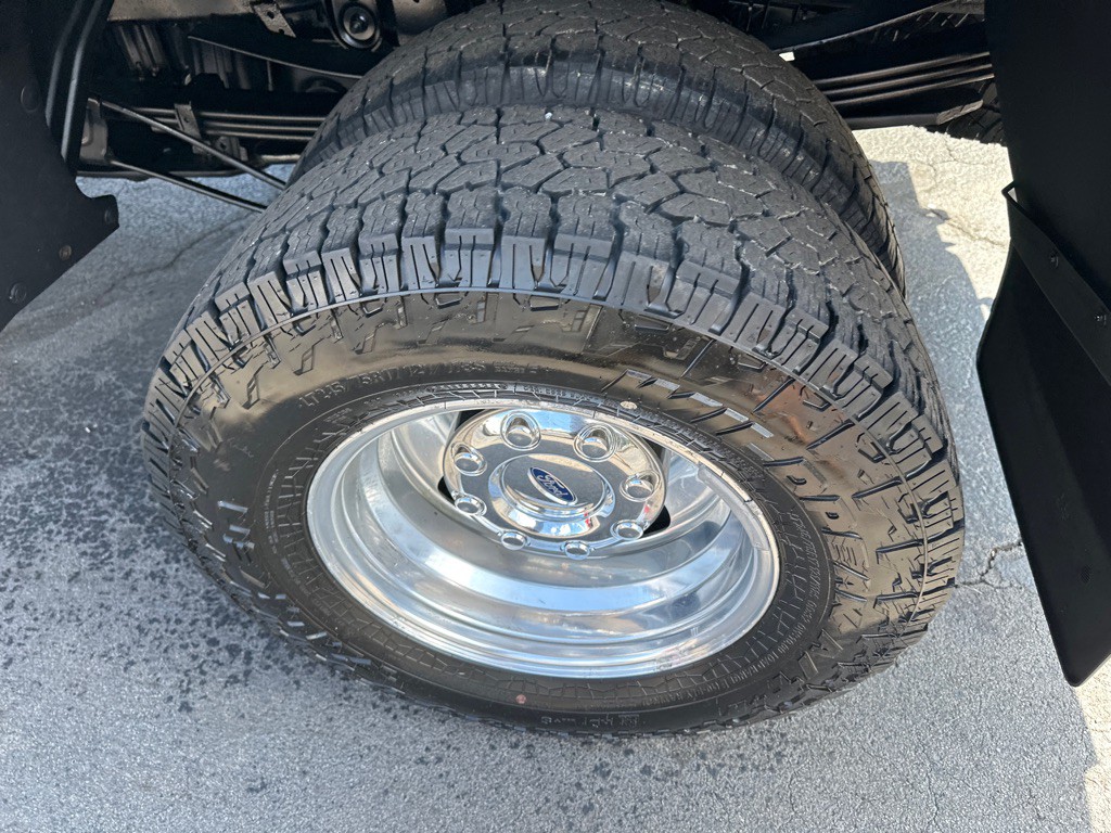 2017 Ford F-350 Image 16