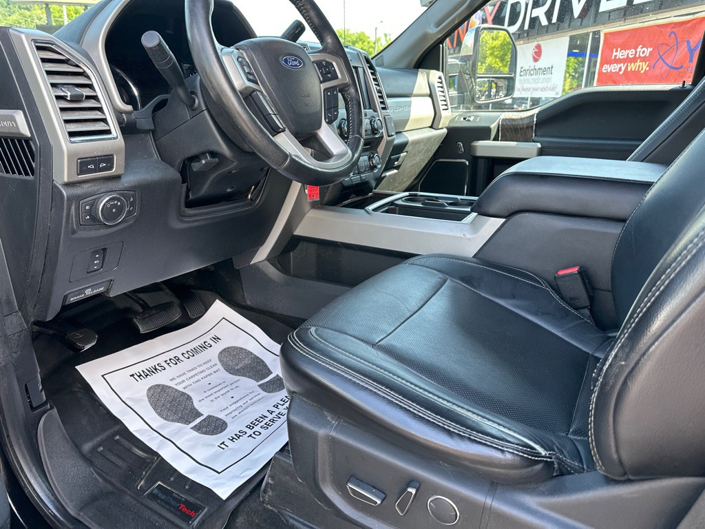 2017 Ford F-350 Image 19