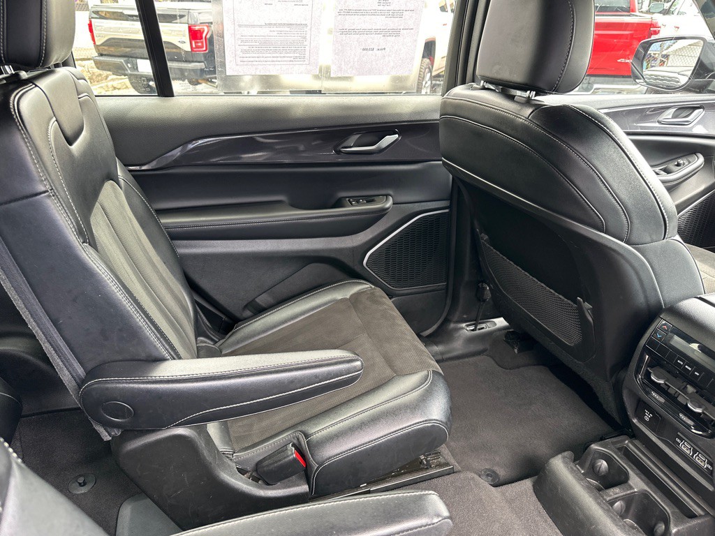 2021 Jeep Grand Cherokee Image 11