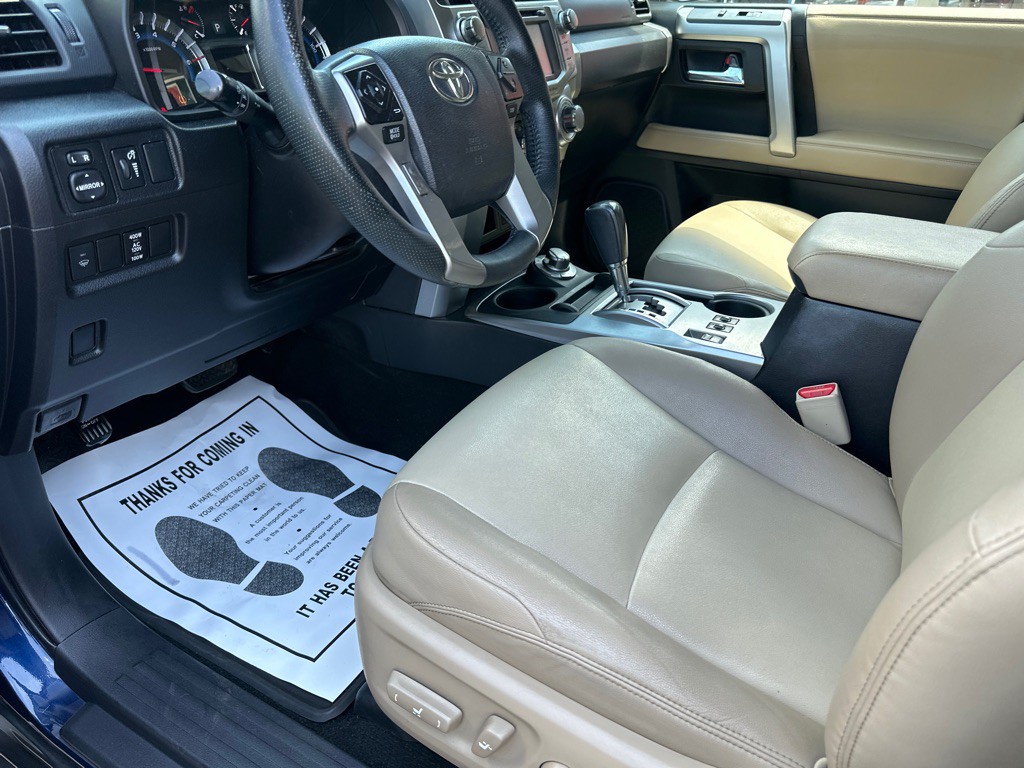 2016 Toyota 4Runner Image 15