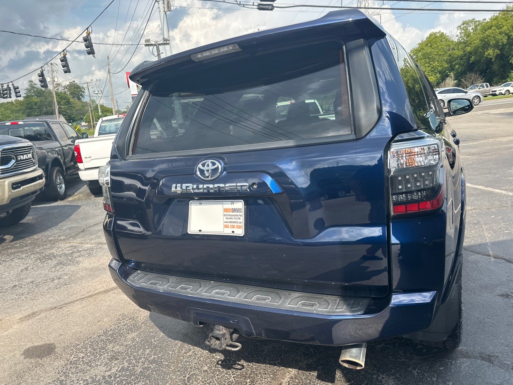 2016 Toyota 4Runner Image 21