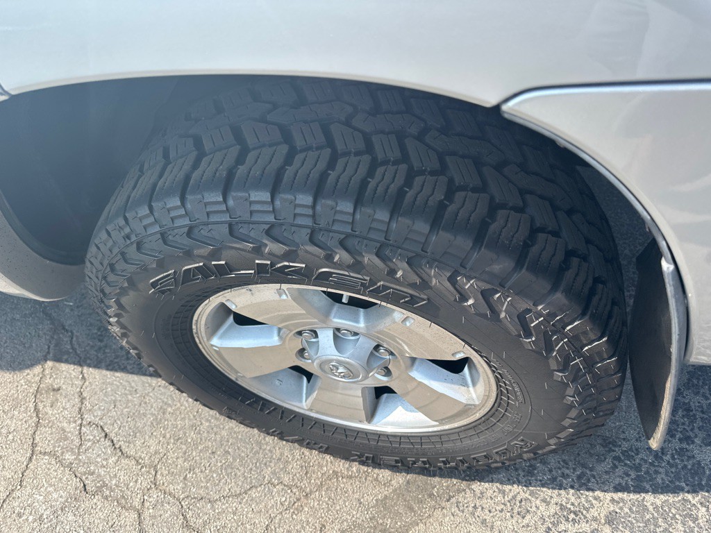 2007 Toyota 4Runner Image 16