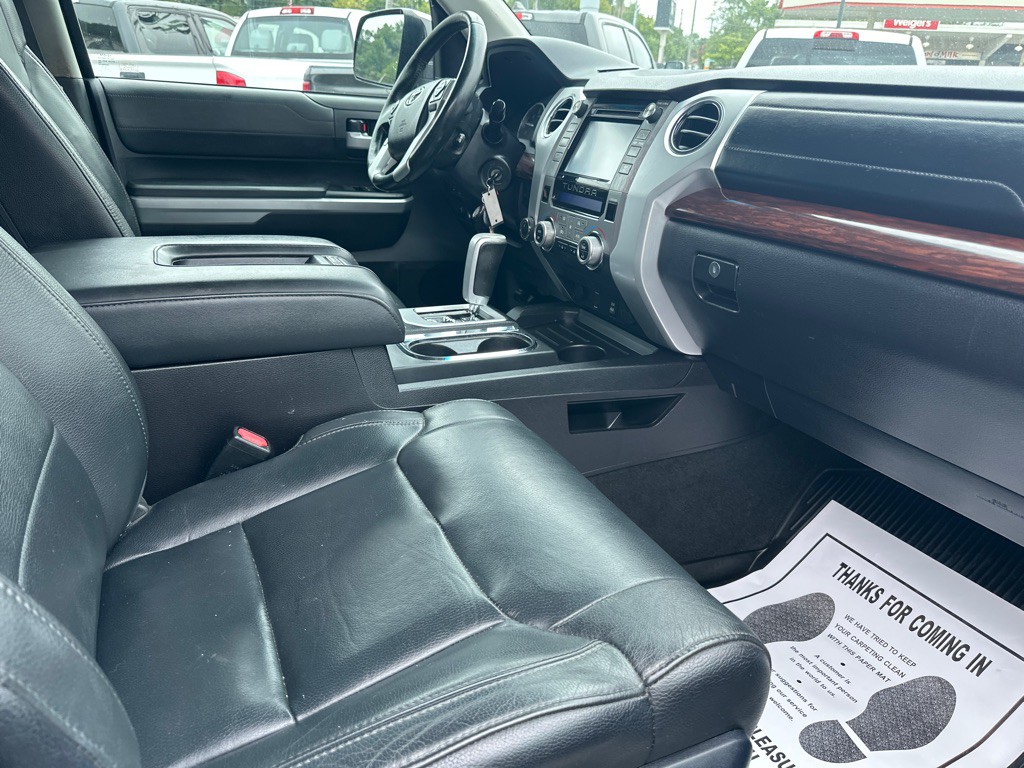 2016 Toyota Tundra Image 8