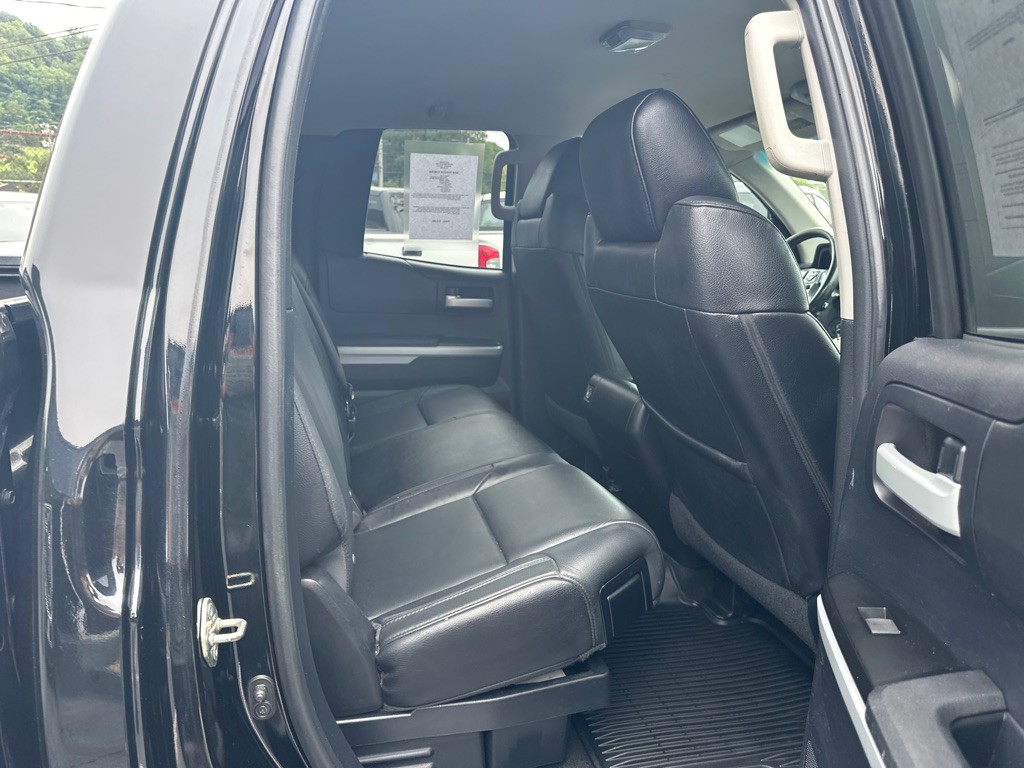 2016 Toyota Tundra Image 11