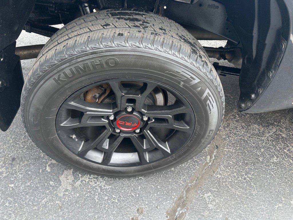 2016 Toyota Tundra Image 12