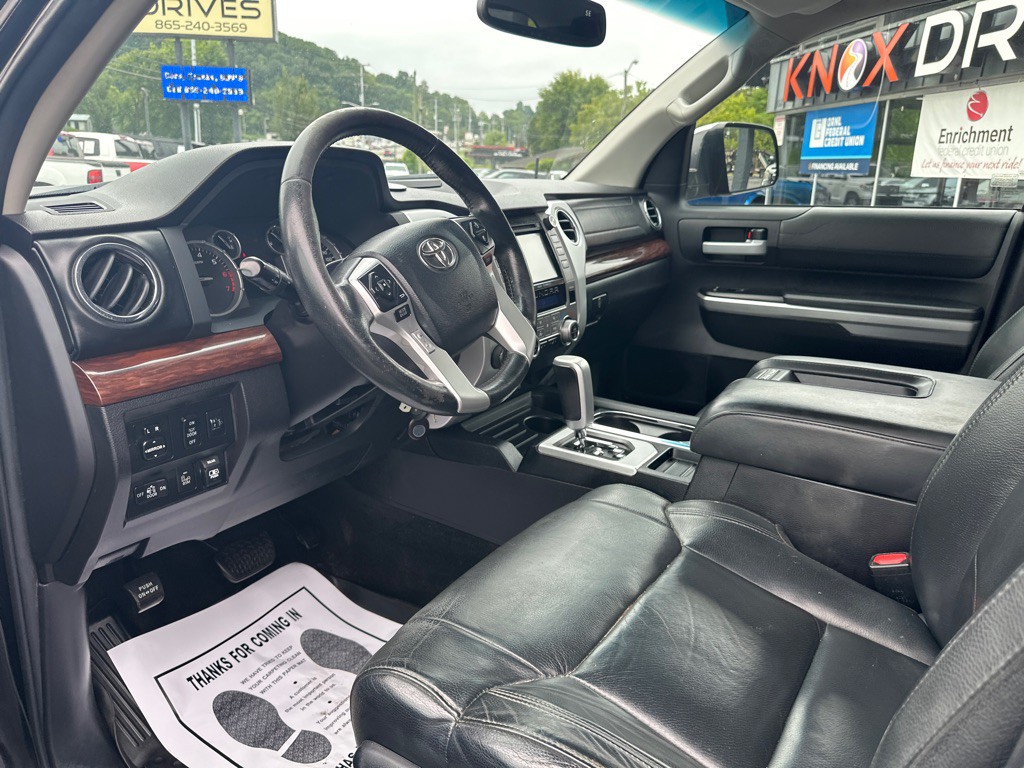 2016 Toyota Tundra Image 14