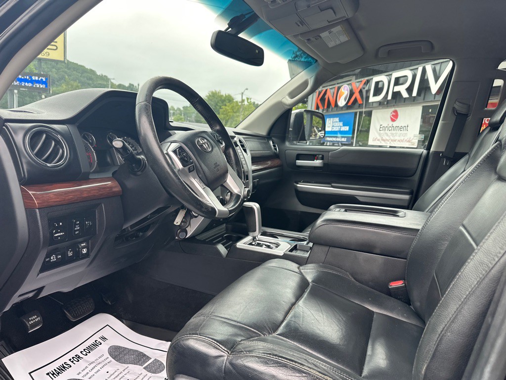 2016 Toyota Tundra Image 19