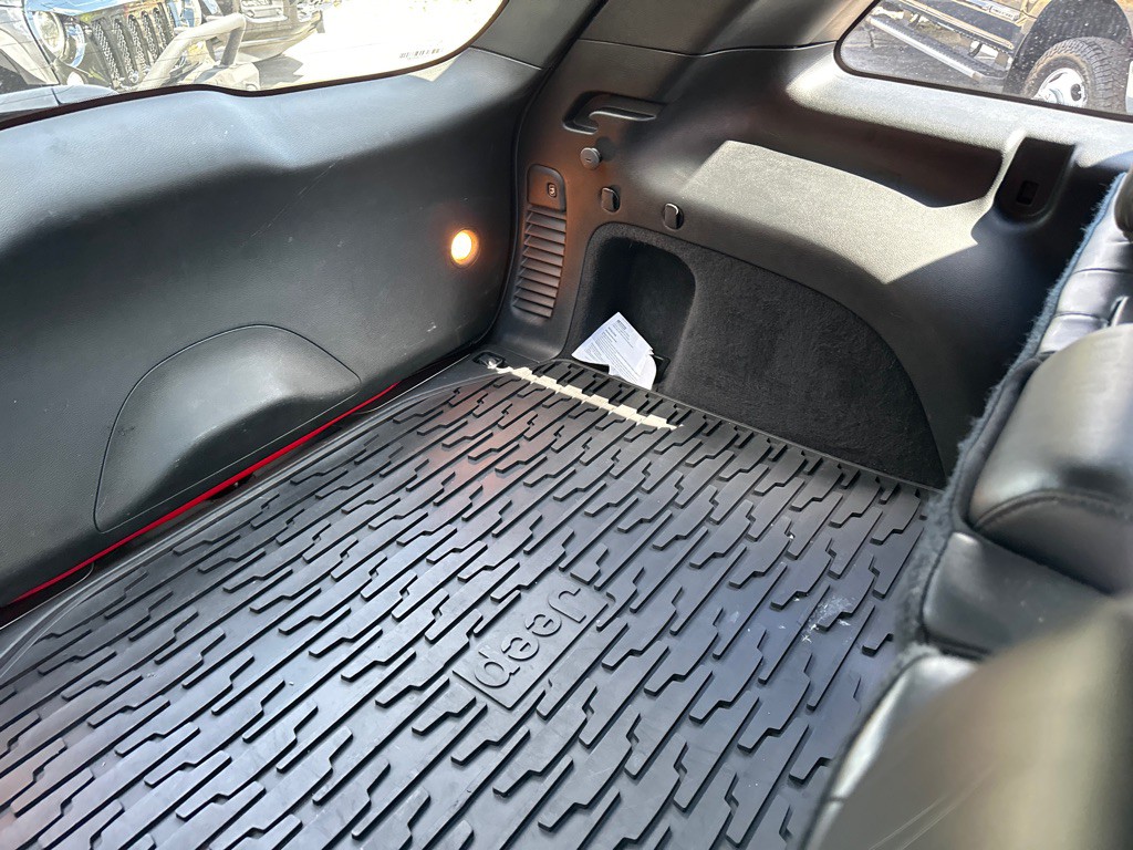 2018 Jeep Grand Cherokee Image 12