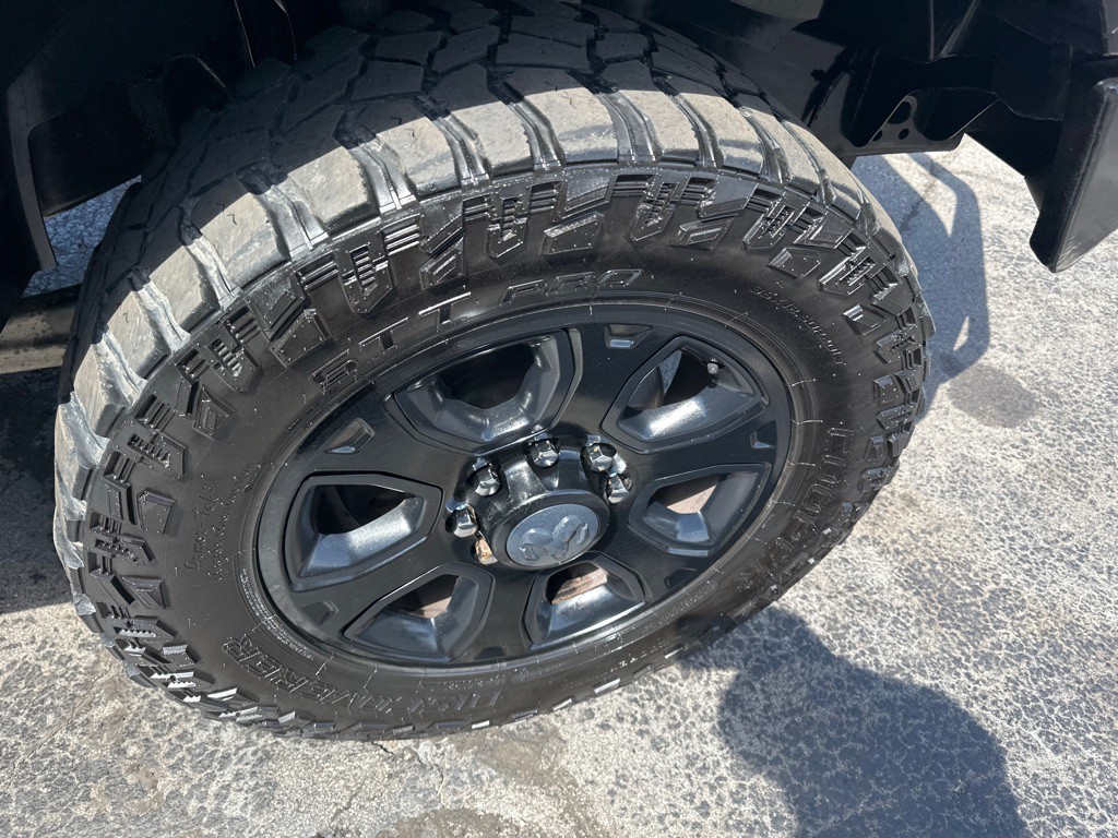 2016 RAM 3500 Image 7