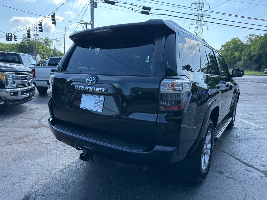 2016 Toyota 4Runner Image 4