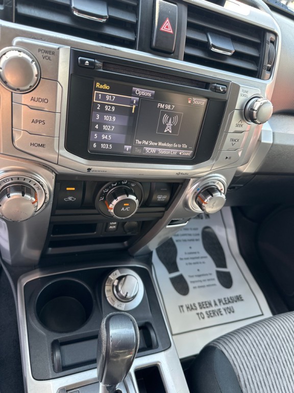 2016 Toyota 4Runner Image 17
