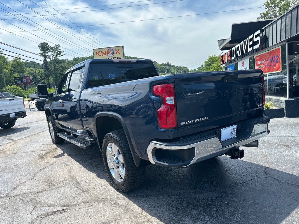 2020 Chevrolet Silverado 1500 Image 2