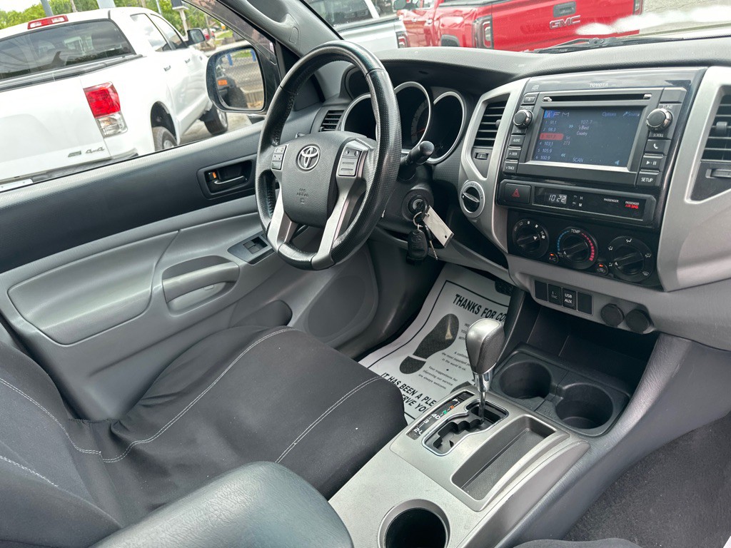 2013 Toyota Tacoma Image 8