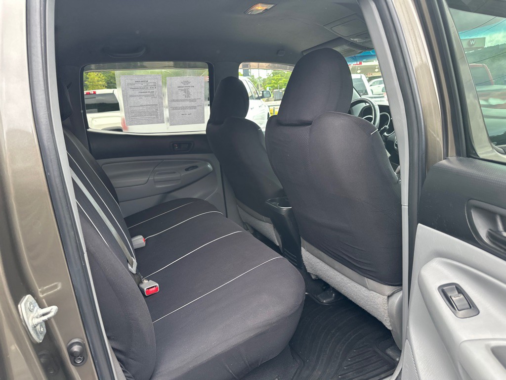 2013 Toyota Tacoma Image 9