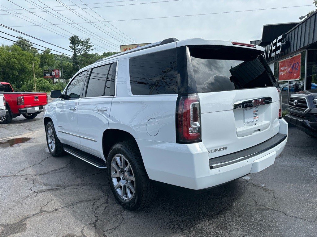 2019 GMC Yukon Image 2