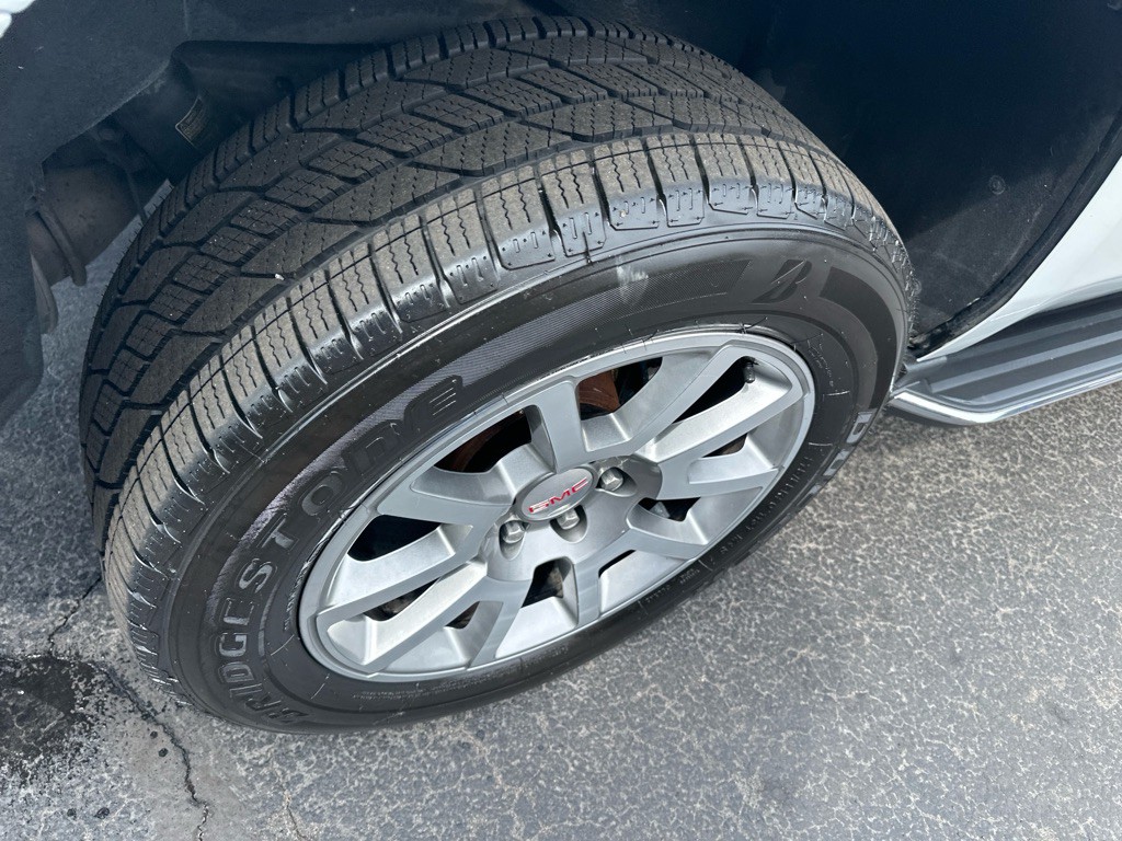 2019 GMC Yukon Image 16
