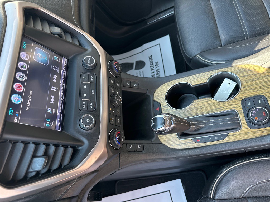 2017 GMC Acadia Image 20