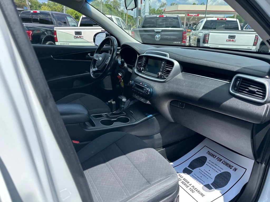2019 Kia Sorento Image 7