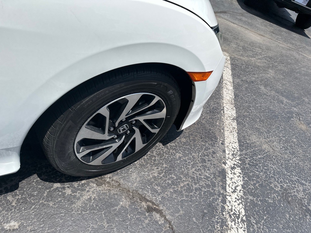 2018 Honda Civic Image 7