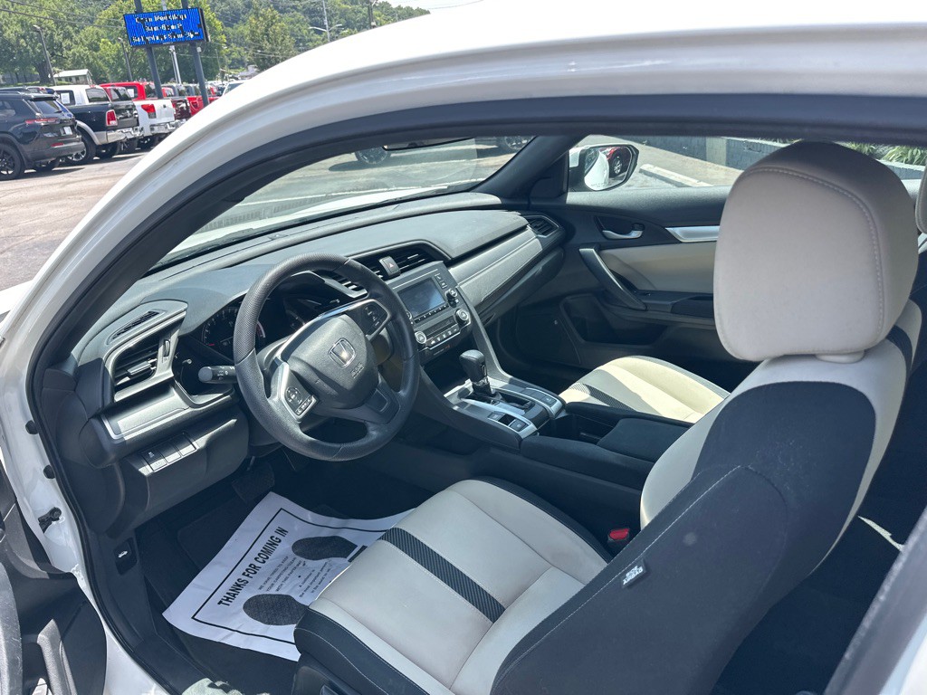 2018 Honda Civic Image 17