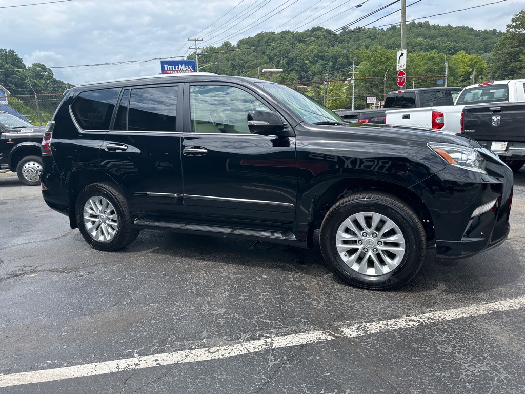2019 Lexus GX Image 4