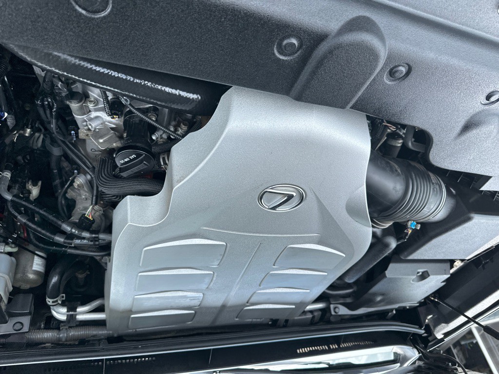 2019 Lexus GX Image 19