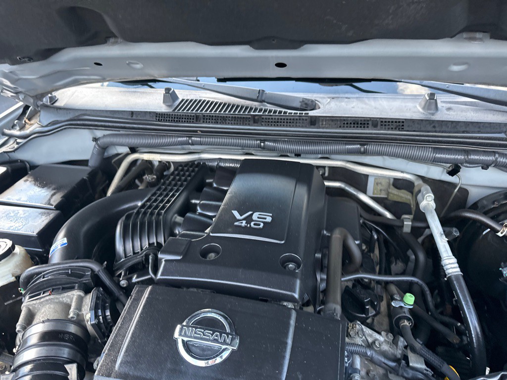 2012 Nissan Frontier Image 18