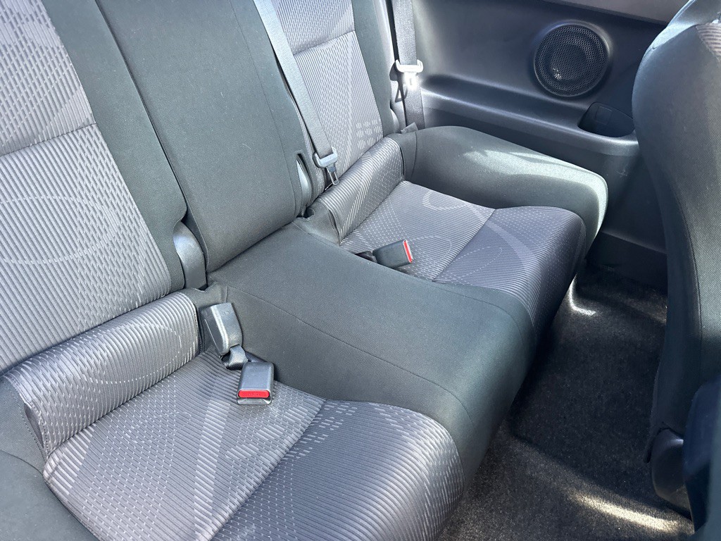 2012 Scion tC Image 9