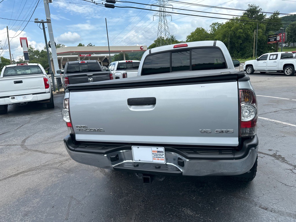 2011 Toyota Tacoma Image 3