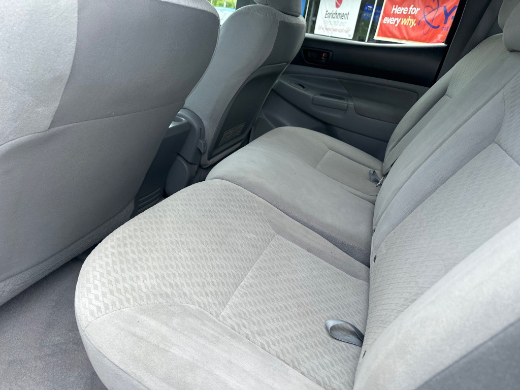 2011 Toyota Tacoma Image 11