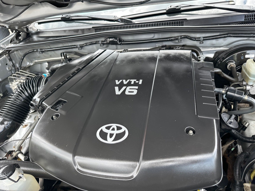 2011 Toyota Tacoma Image 17