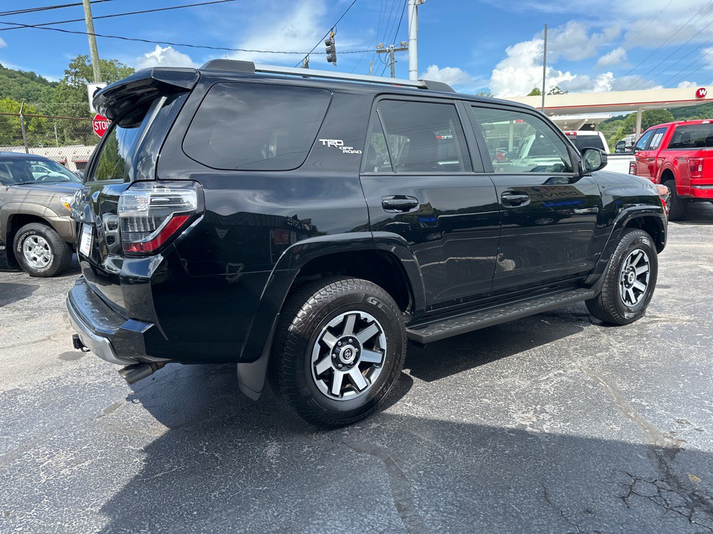 2018 Toyota 4Runner Image 4