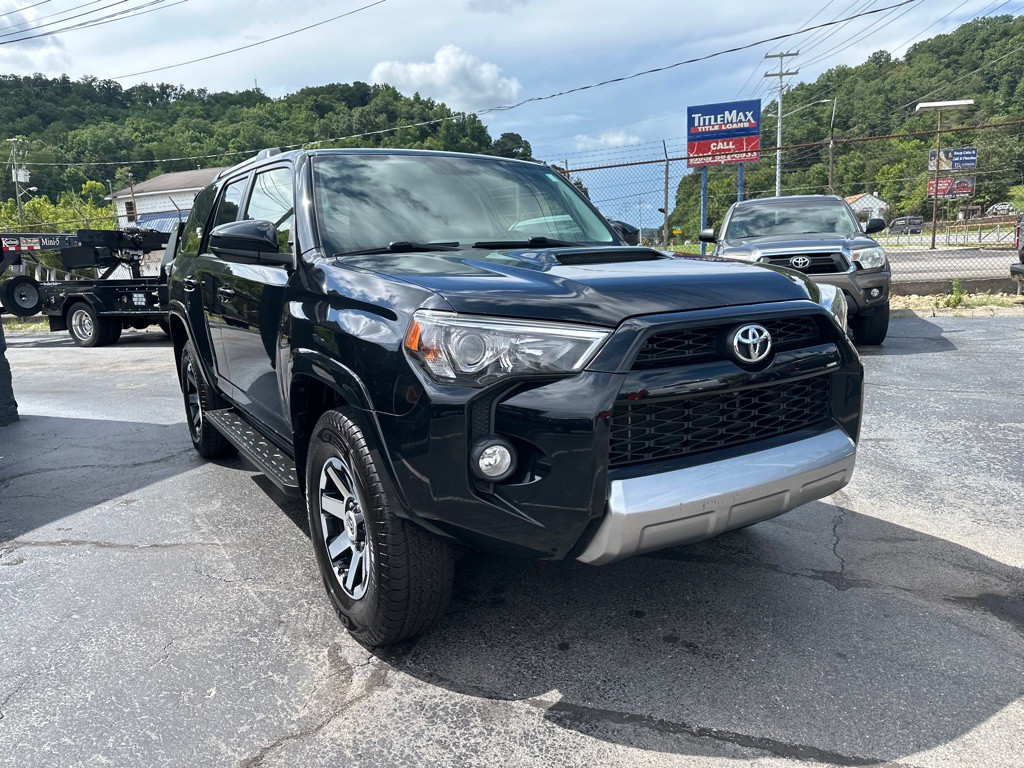 2018 Toyota 4Runner Image 6