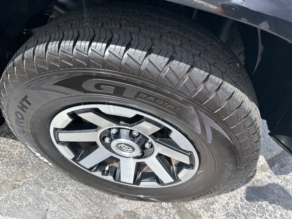 2018 Toyota 4Runner Image 8