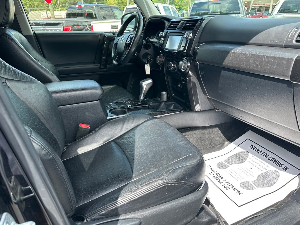 2018 Toyota 4Runner Image 9