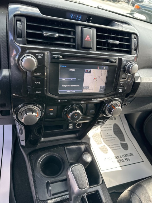 2018 Toyota 4Runner Image 19
