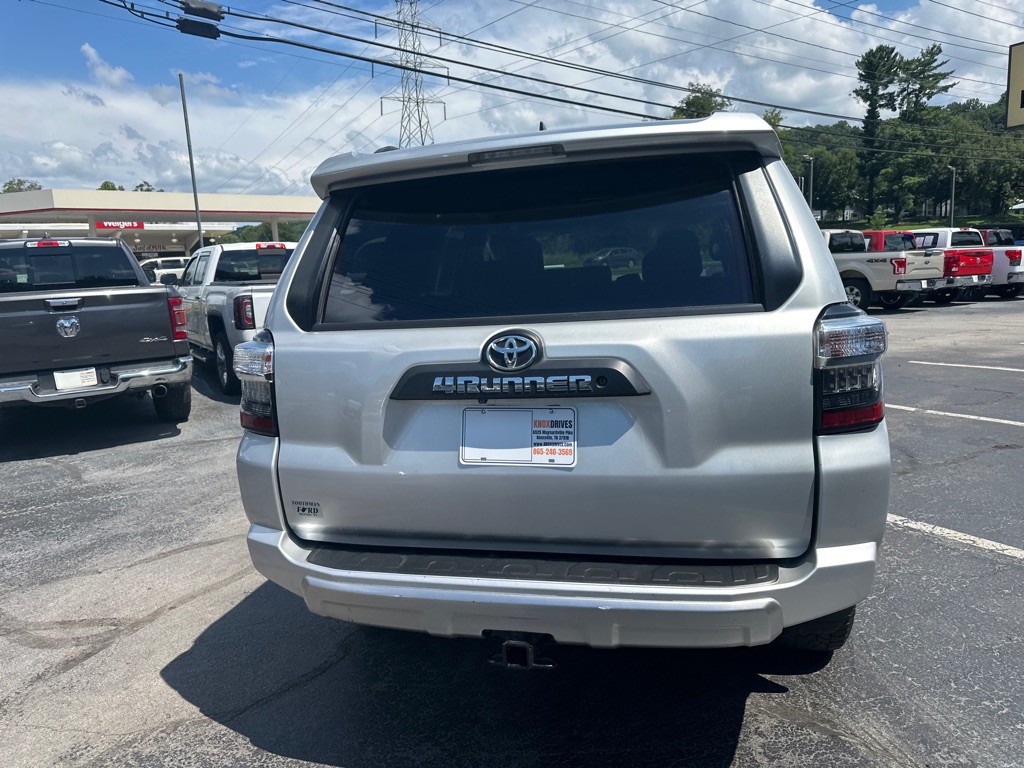 2018 Toyota 4Runner Image 3