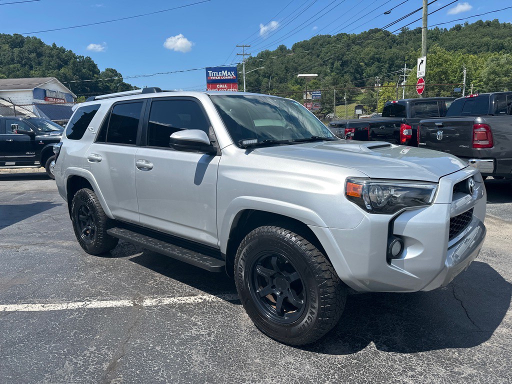 2018 Toyota 4Runner Image 5