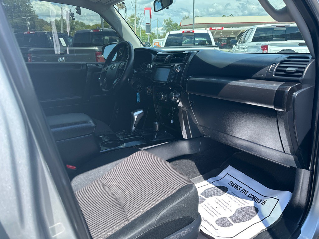 2018 Toyota 4Runner Image 8