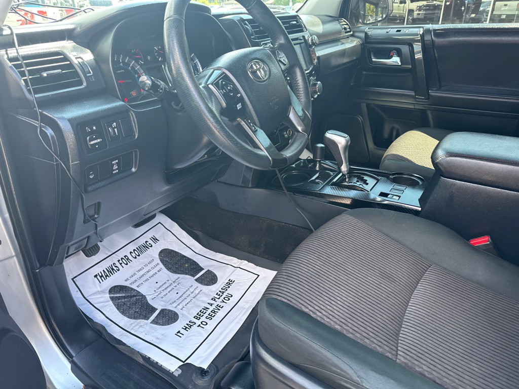 2018 Toyota 4Runner Image 14
