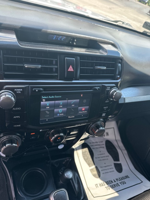 2018 Toyota 4Runner Image 17