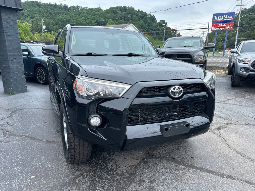 2017 Toyota 4Runner Image 5