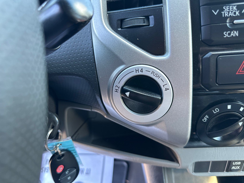 2012 Toyota Tacoma Image 8