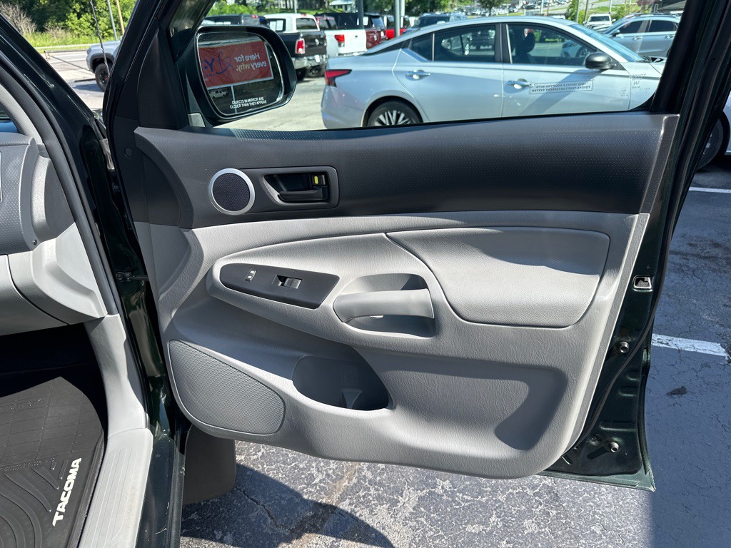 2012 Toyota Tacoma Image 14