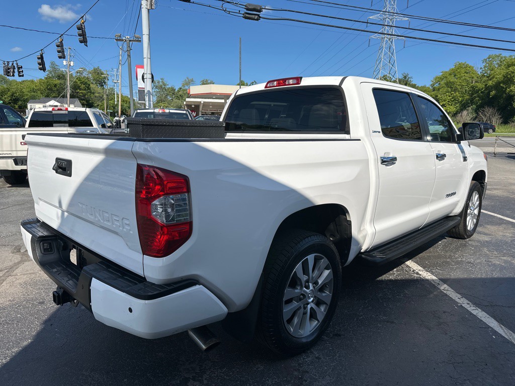 2017 Toyota Tundra Image 3