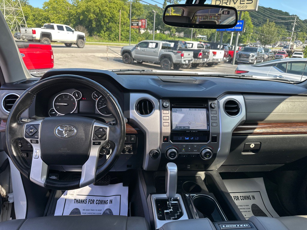 2017 Toyota Tundra Image 7