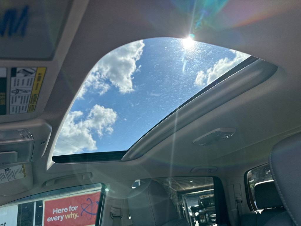 2017 Toyota Tundra Image 8