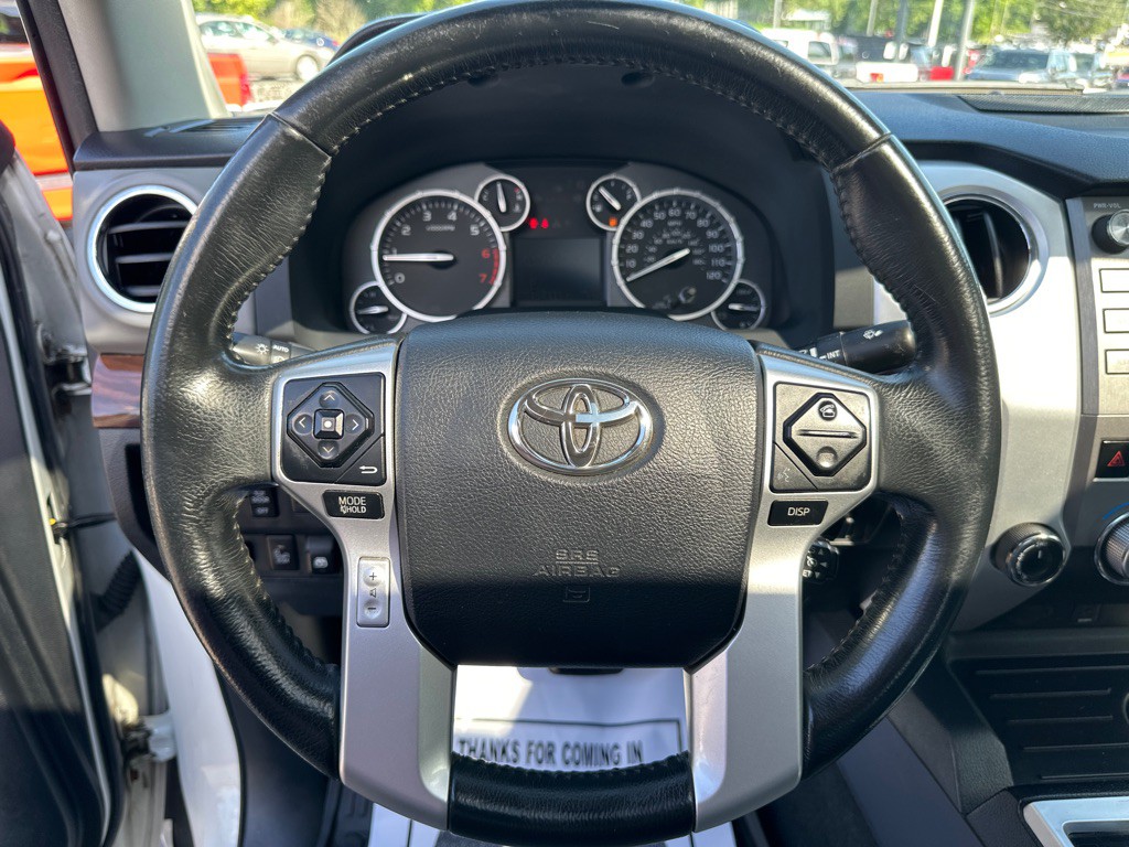 2017 Toyota Tundra Image 18