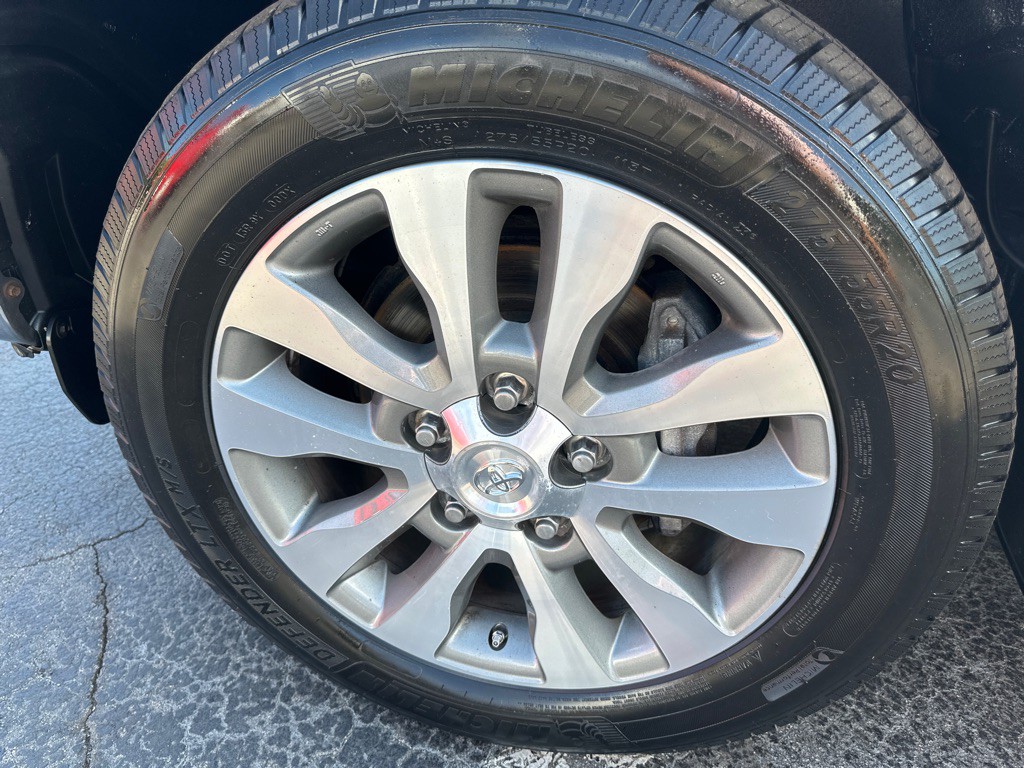 2017 Toyota Tundra Image 20